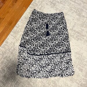 Midi skirt. Linen
